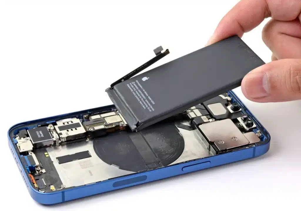 Kiedy warto wymienić baterię w iPhone? Serwis Apple - naprawa iPhoe, iPad, MacBook i iMac - iDoctor Łódź, Kraków, Warszawa, Poznań, Wrocław, Gdańsk